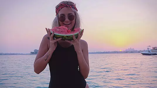 Liposukcja i plastyka brzucha – kiedy widać efekty?