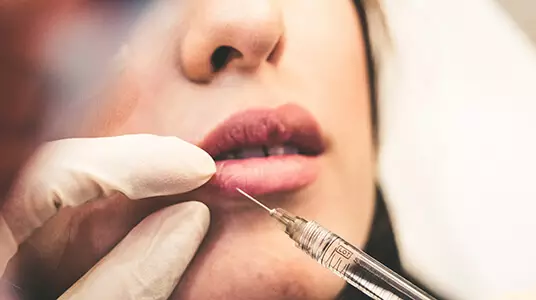 Jak wyszczuplić twarz?